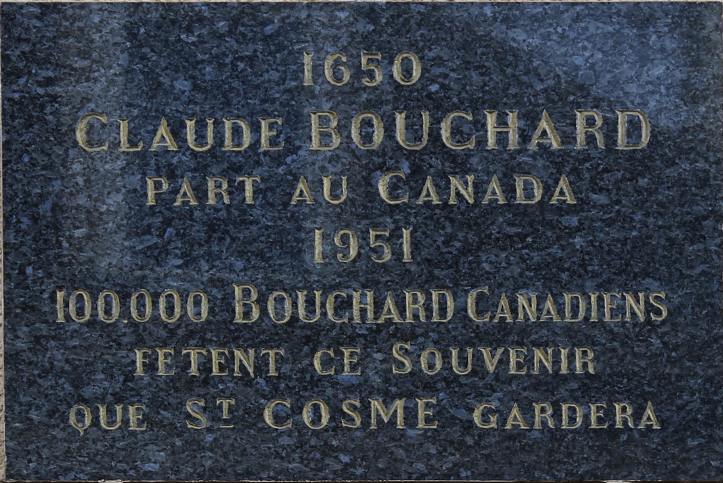 Commemorative plaque in Saint-Cosme-en-Vairais