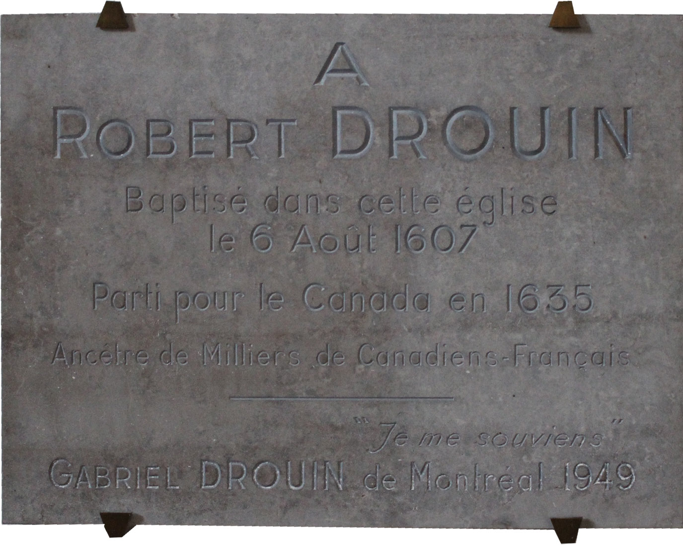 Commemorative plaque in Pin-la-Garenne