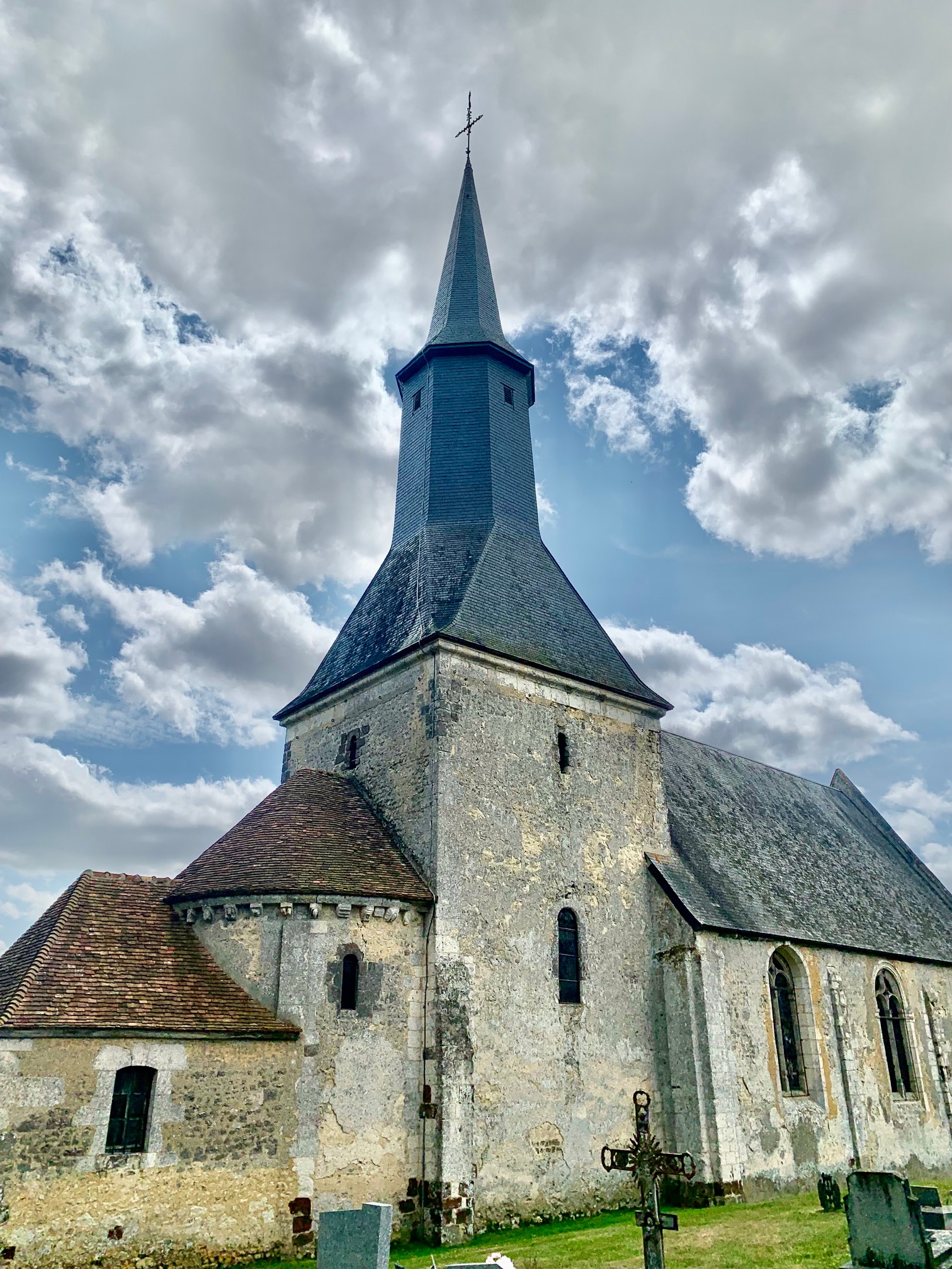 Eglise Saint-Evroult de Champs (Orne)