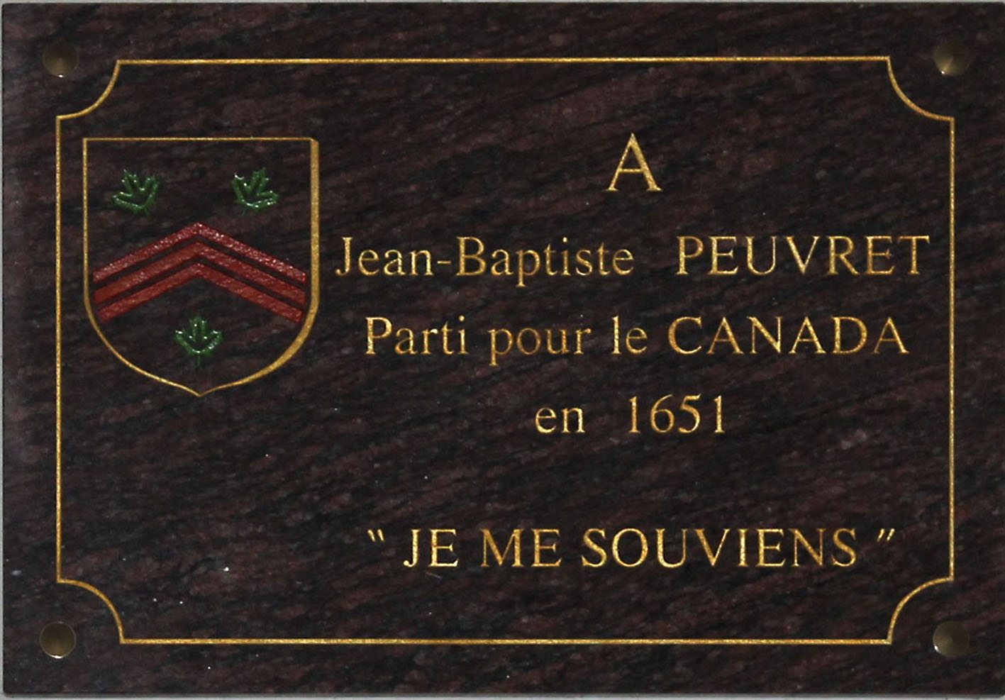 Plaque en l'honneur de Jean-Baptiste Peuvret à l'intérieur de l'église de Bellême